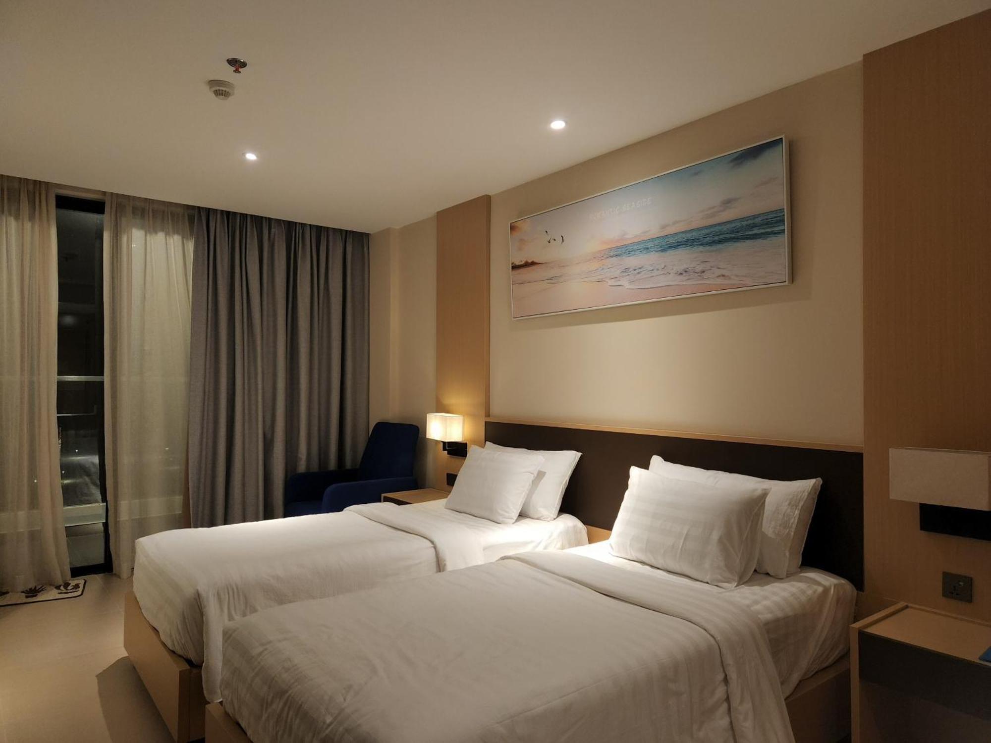 Bai Dai Resort Near Cam Ranh Airport Exterior photo